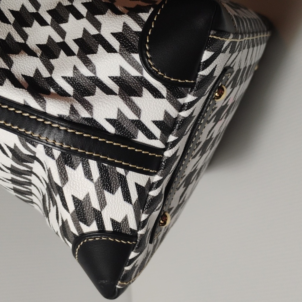 Dooney & Bourke Black and White Satchel - Picture 5 of 13